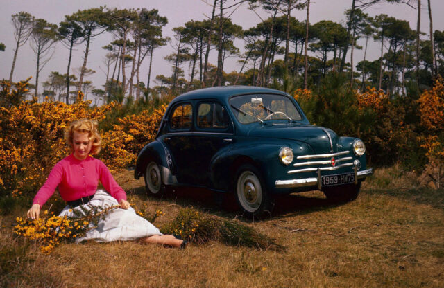 Renault 4CV