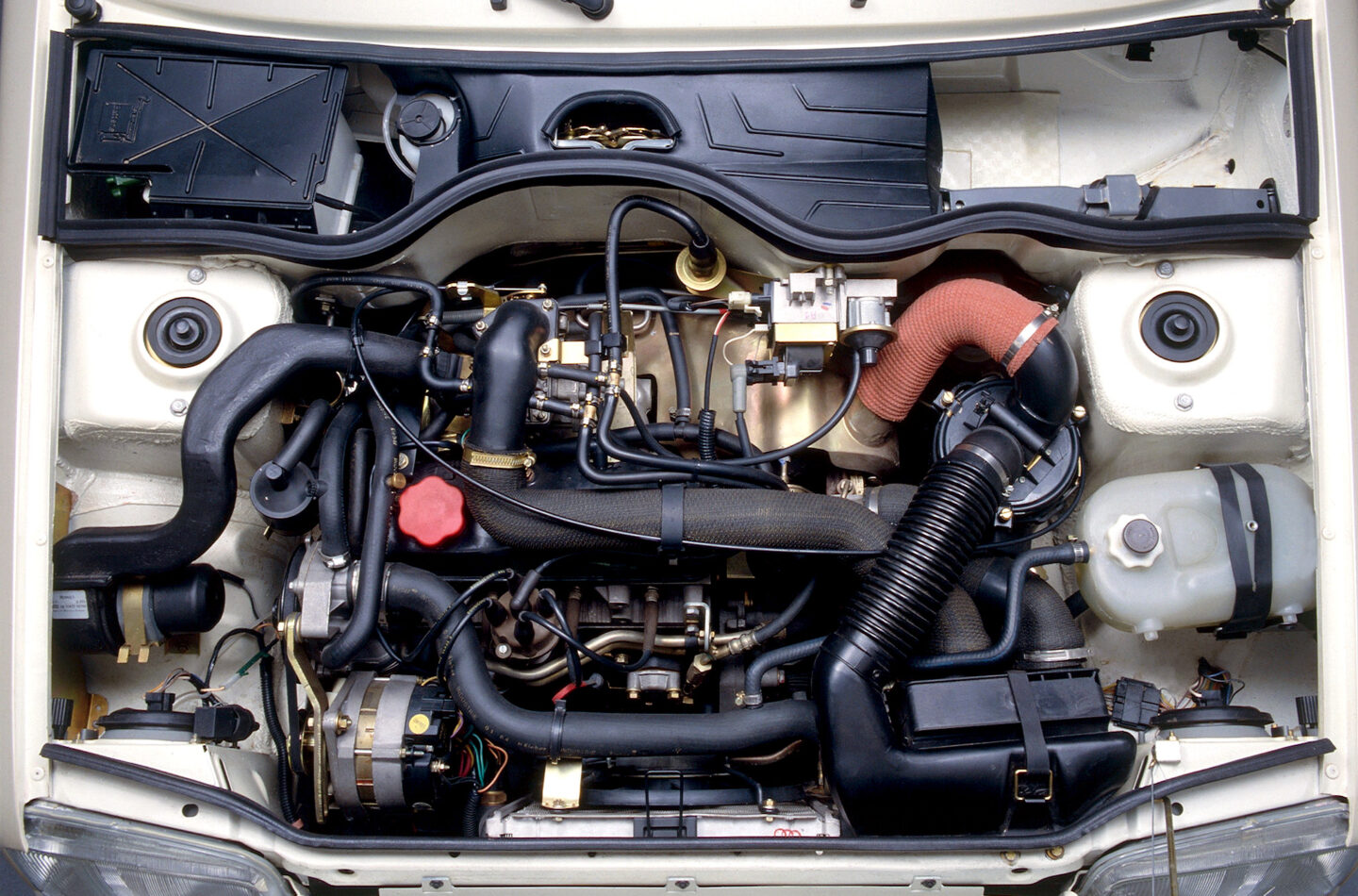 Renault 5 GT Turbo engine